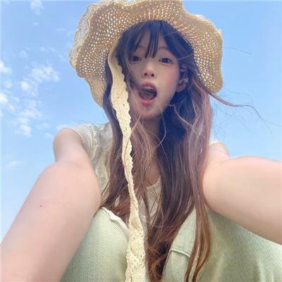 桃花含露又春风